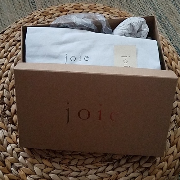 Joie red suede slingback. Purchased at full price - Picture 4 of 8